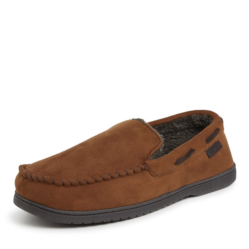 Dearfoams Men's Keaton Memory Foam Moccasin with Wide Widths Slipper, Chestnut Microsuede, Small - Image 1
